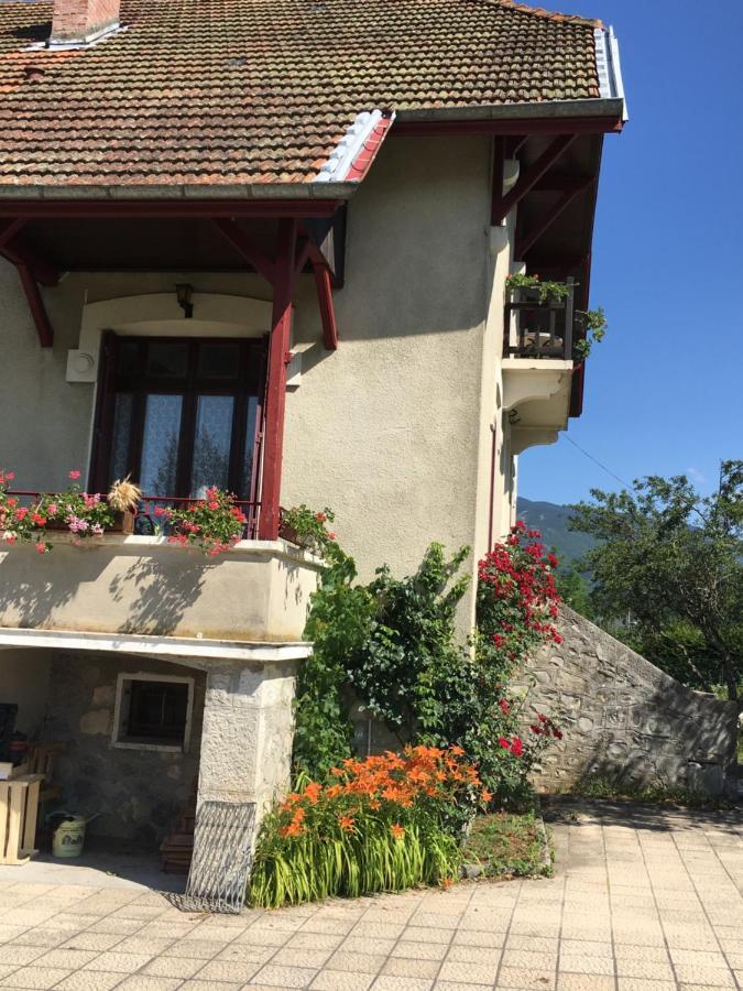 La Motte-en-Beauges Chambres D'Hotes Des Bauges Route 26 57 المظهر الخارجي الصورة